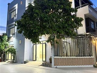 Siêu Phẩm 5,5m x 16m. 3 Tầng Góc 2Mt Hẻm 8M Thạnh Xuân 25