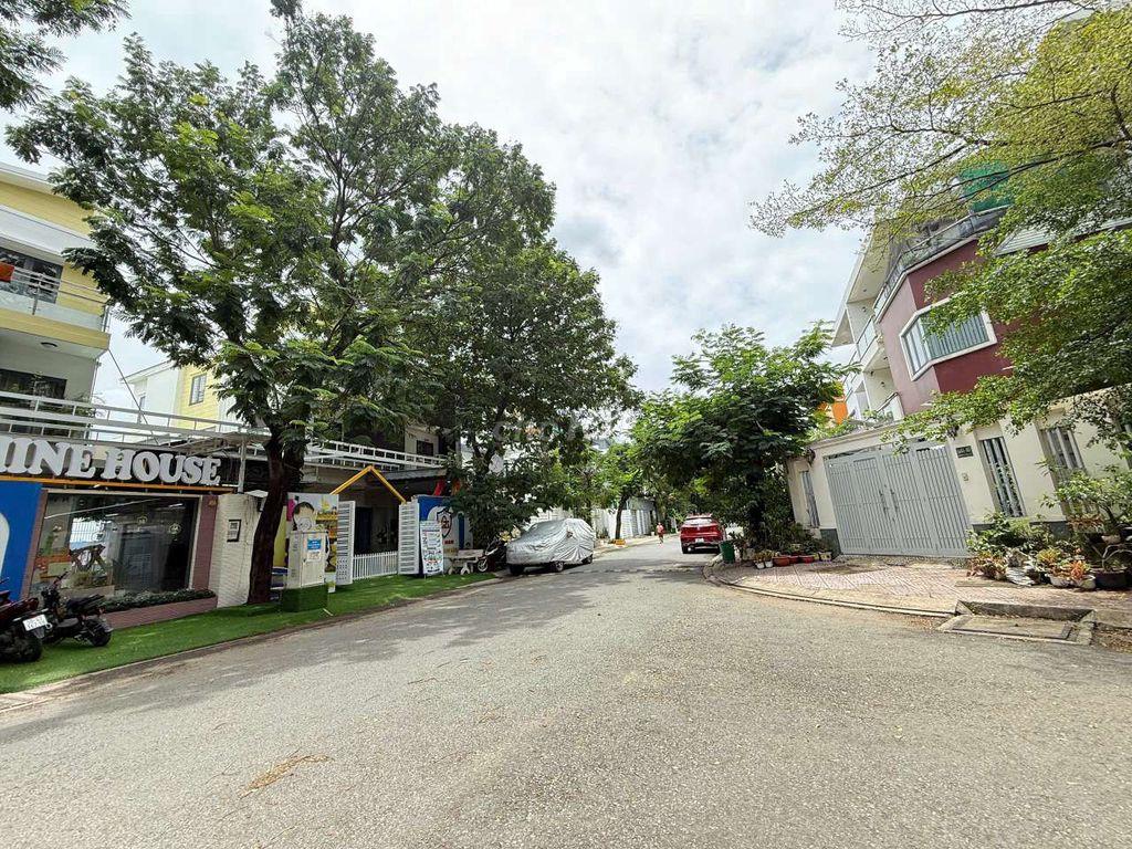 Nhà SHR 10m x 25m. 250m2 Khu biệt Thự Hà đô River side Lê Thị Riêng