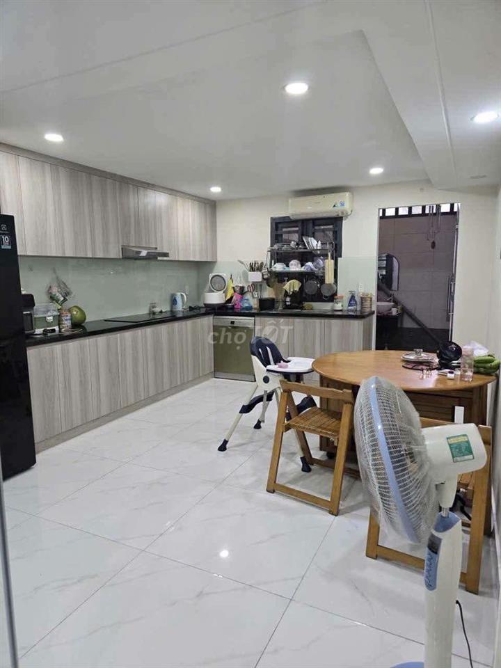 Nhà Phố SHR Xây 3 Tầng Thuộc KDC An sương Nguyễn Văn Quá