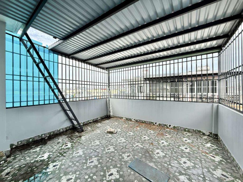 Nhà phố 4,5m x 14m. 3 tầng 1/ Lê Văn Khương Ngay Nhà Máy Bia