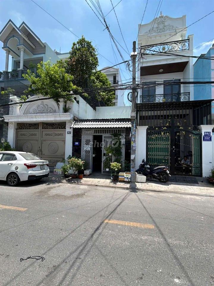 Nhỉnh 6 tỷ Nhà SHR 4m x 19m. Mặt Tiền Đường Hiệp Thành 18