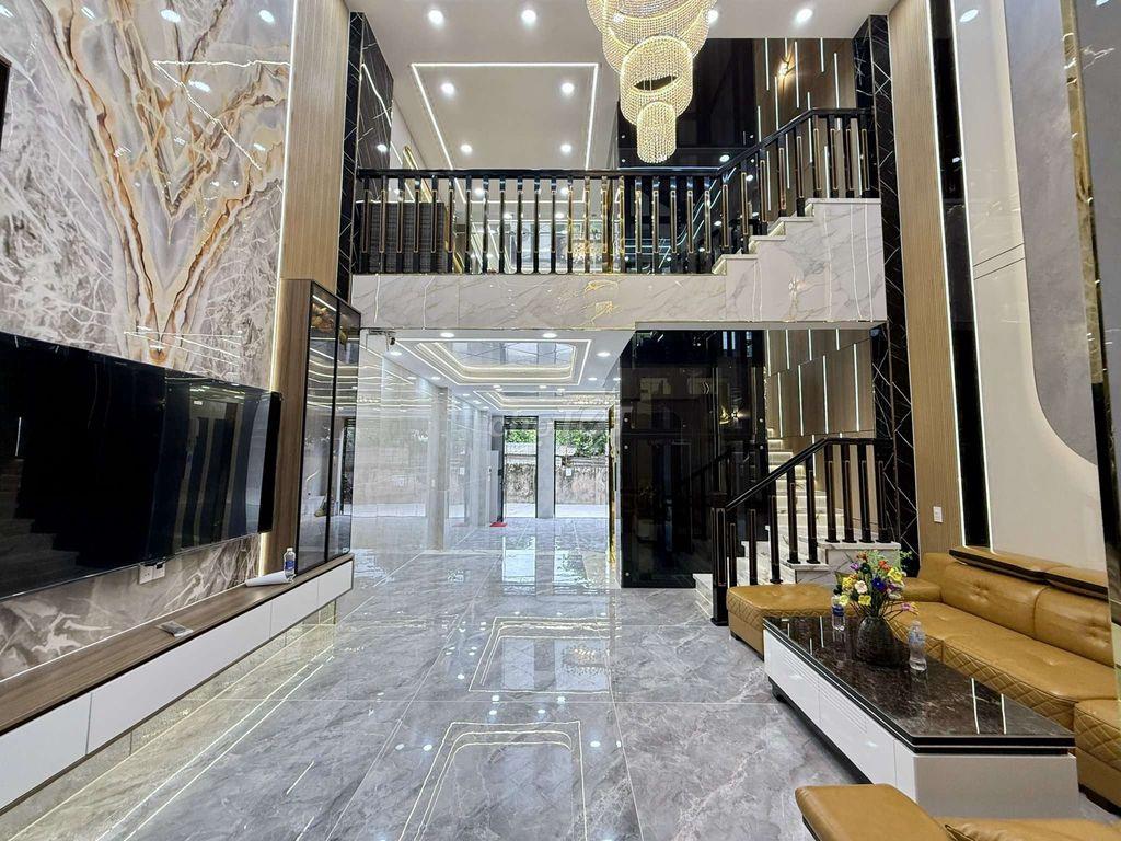 Siêu Phẩm đẹp mê 5,5m x 16m. 4 Tầng Thang Máy Hẻm 8M thông Hà Huy Giáp