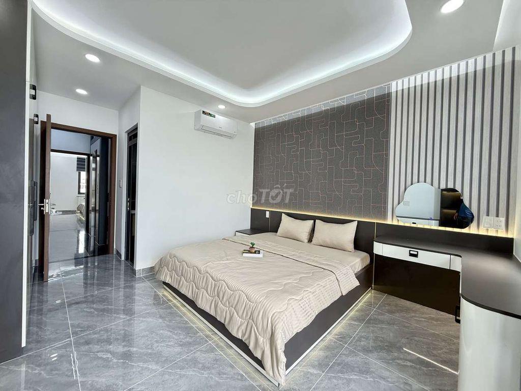 Siêu Phẩm 4m x 17m. 4 Tầng Thang Máy Hẻm 10m Tô Ngọc Vân. Ngay QL1A