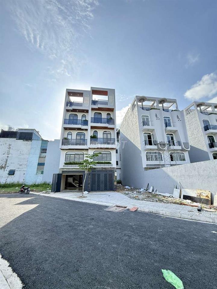 Nhỉnh 6 tỷ Siêu Phẩm Luxury Thang Máy Hẻm 13m Khu VIP Nguyễn Ảnh Thủ
