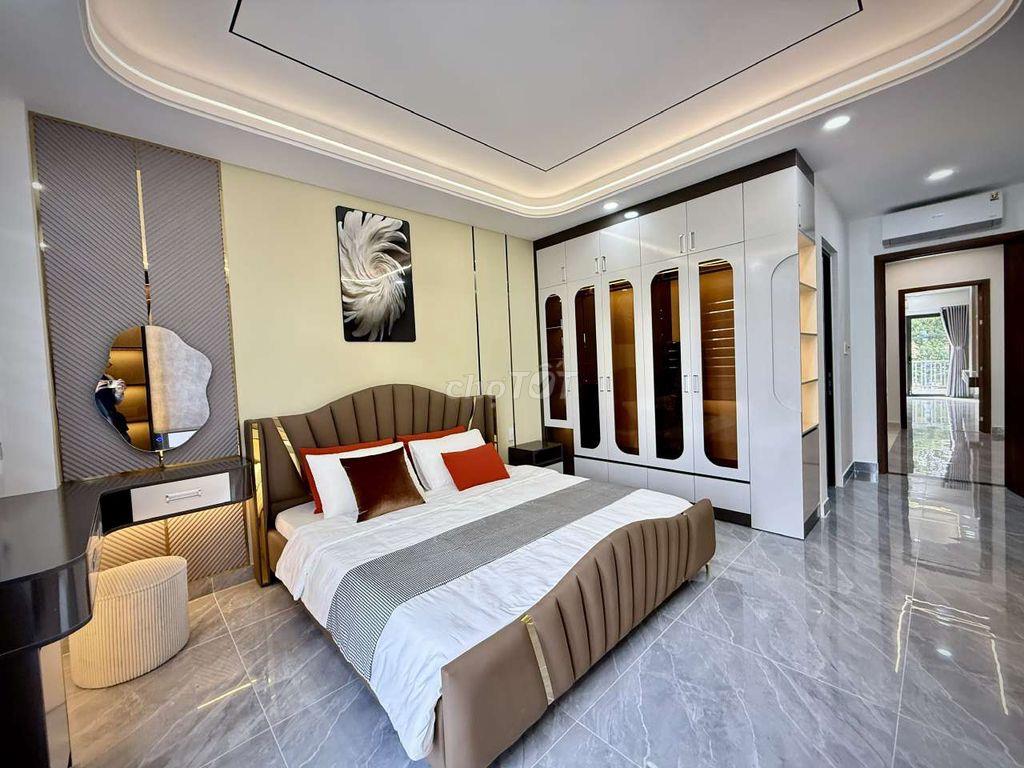 Siêu Phẩm 4m x 22m. 4 Tầng Thang Máy Mặt Tiền Đường Trung Mỹ Tây 03