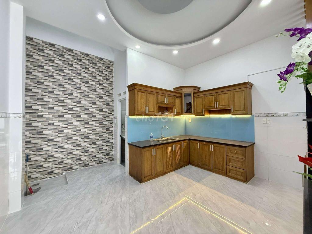 Nhà Phố 3 tầng Hẻm nhựa 8m Thông khu VIP Nguyễn Ảnh Thủ