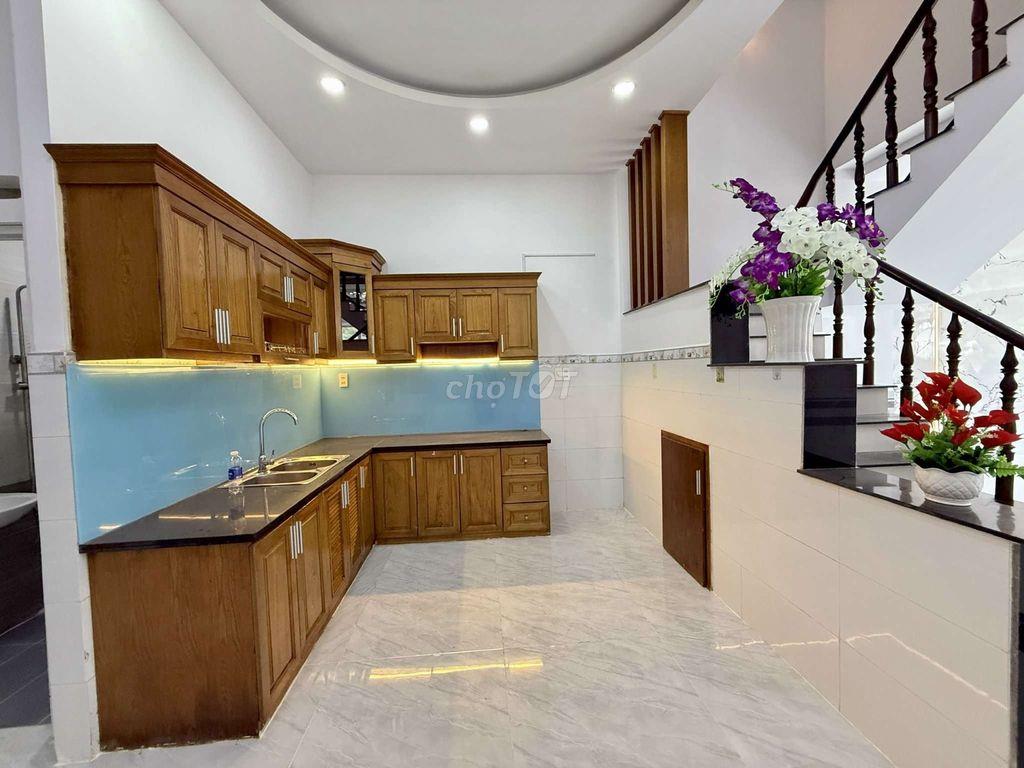 Nhà Phố 3 tầng Hẻm nhựa 8m Thông khu VIP Nguyễn Ảnh Thủ