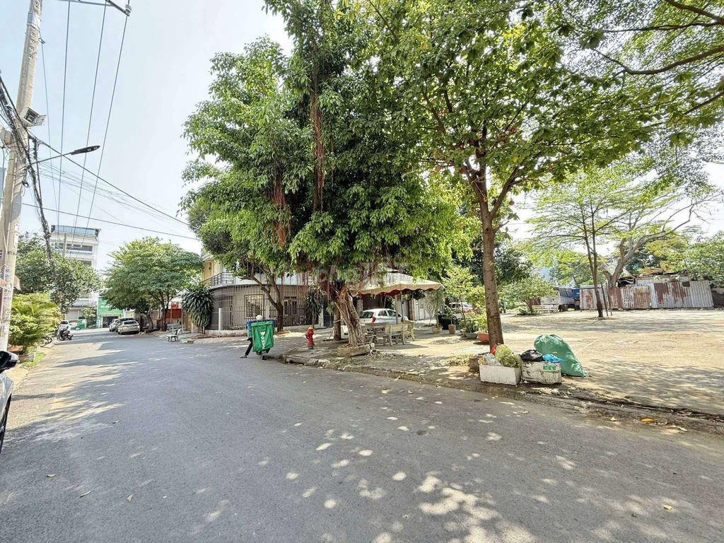 Nhà 5,5m x 18m. 3 Tầng View Công Viên 1/ Hẻm 12m Thông Nguyễn Thị Búp