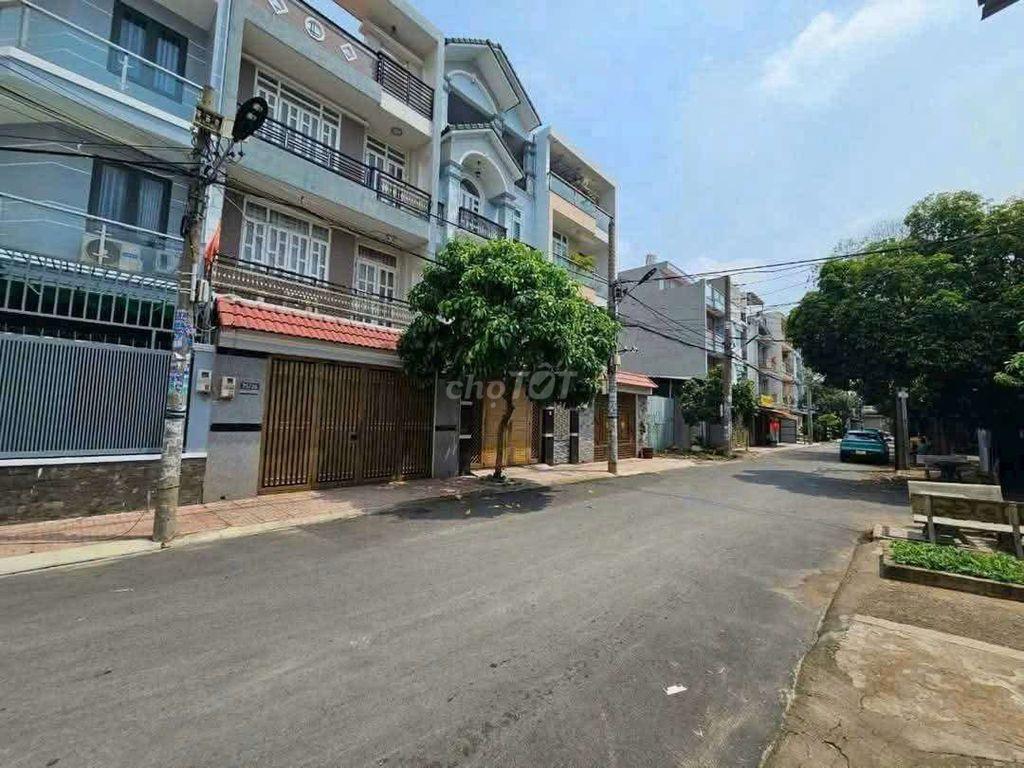 Nhà 5,5m x 18m. 3 Tầng View Công Viên 1/ Hẻm 12m Thông Nguyễn Thị Búp