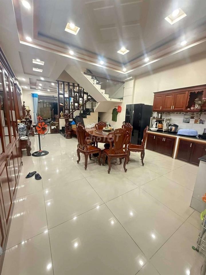 Nhà 5,5m x 18m. 3 Tầng View Công Viên 1/ Hẻm 12m Thông Nguyễn Thị Búp