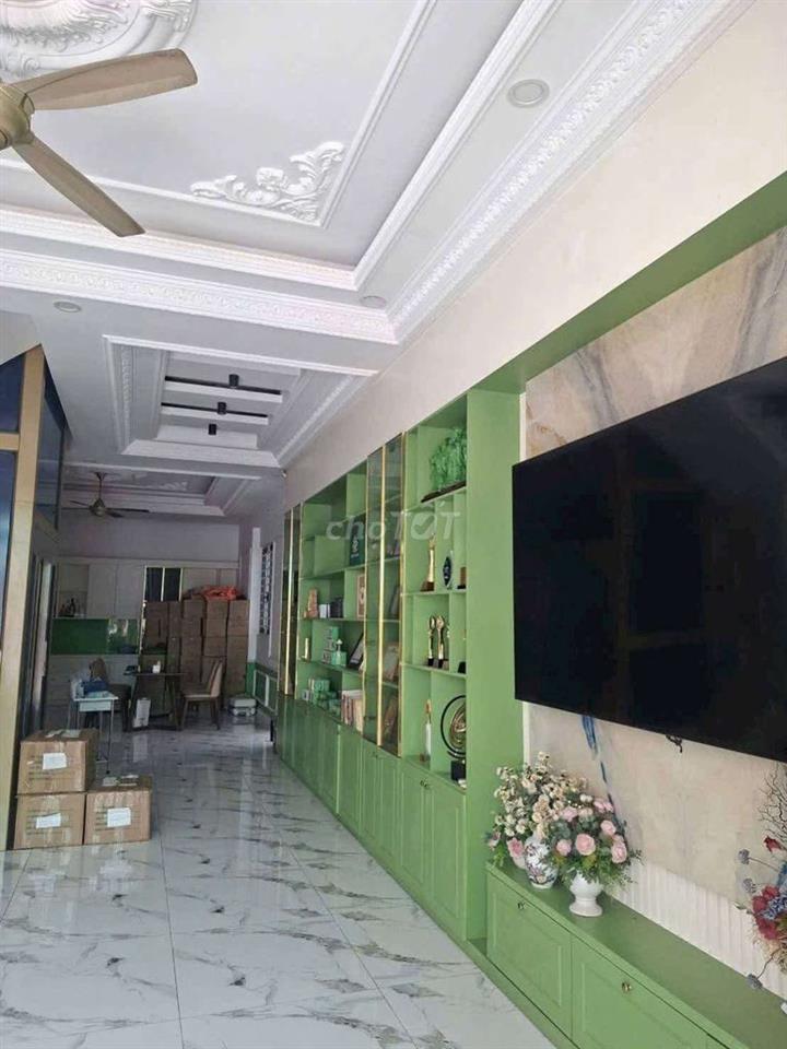 Biệt thự mini Nở Hậu 8m x 23m.4 Tầng Thang Máy Hẻm 12m Tân Chánh Hiệp 