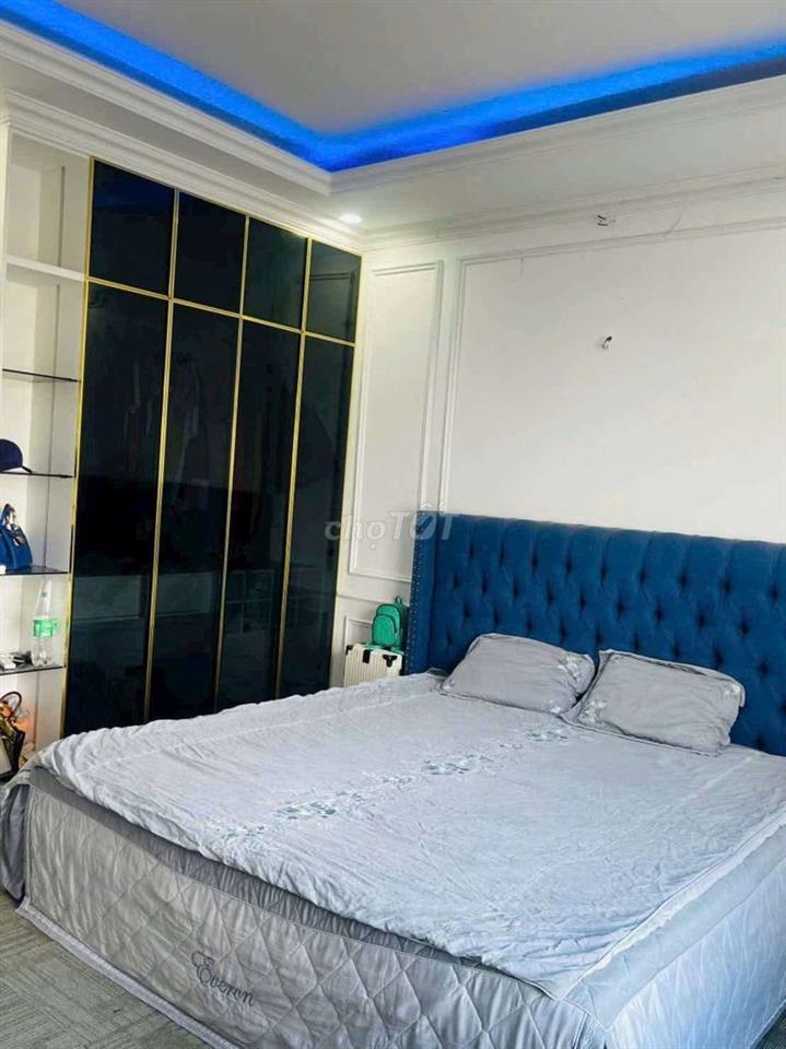 Biệt thự mini Nở Hậu 8m x 23m.4 Tầng Thang Máy Hẻm 12m Tân Chánh Hiệp 