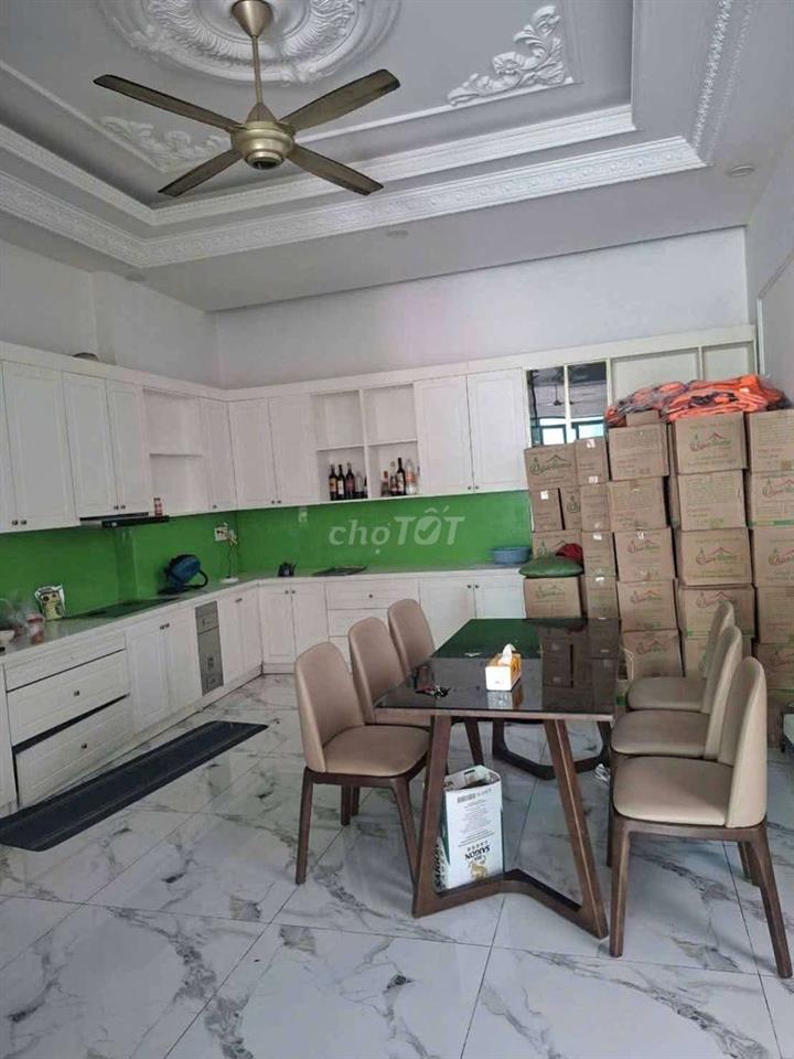 Biệt thự mini Nở Hậu 8m x 23m.4 Tầng Thang Máy Hẻm 12m Tân Chánh Hiệp 