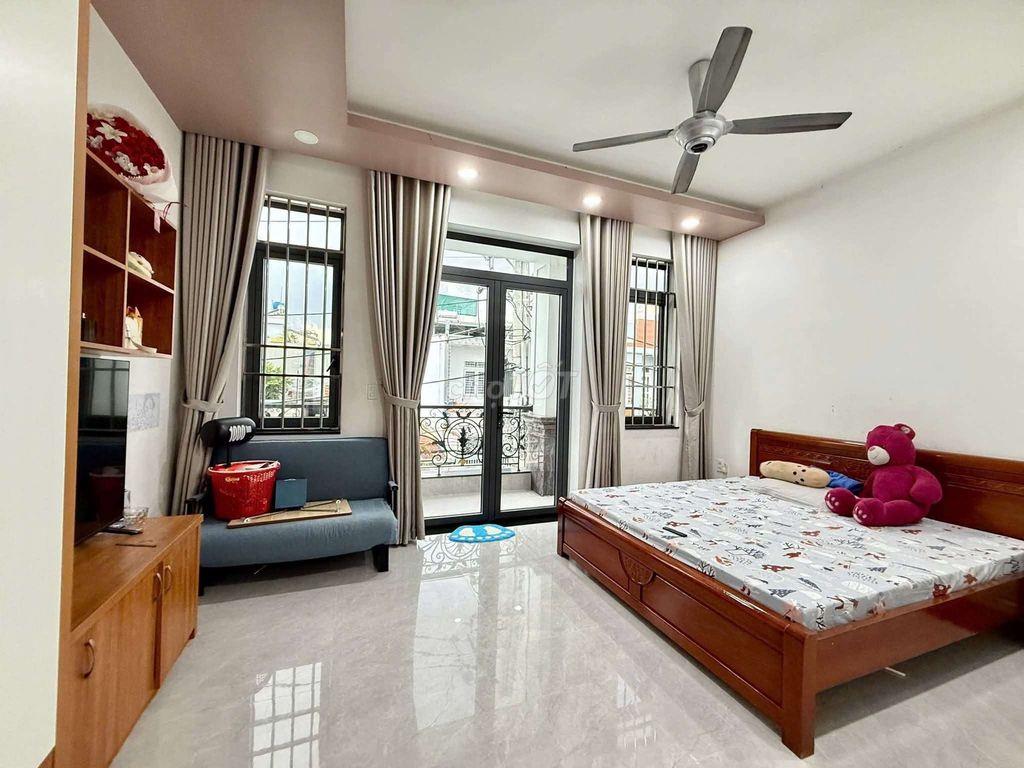 Nhà Phố 6m x 20m. 3 Tầng Thang Máy Đường Trương Thị Hoa ( Ngay Metro)