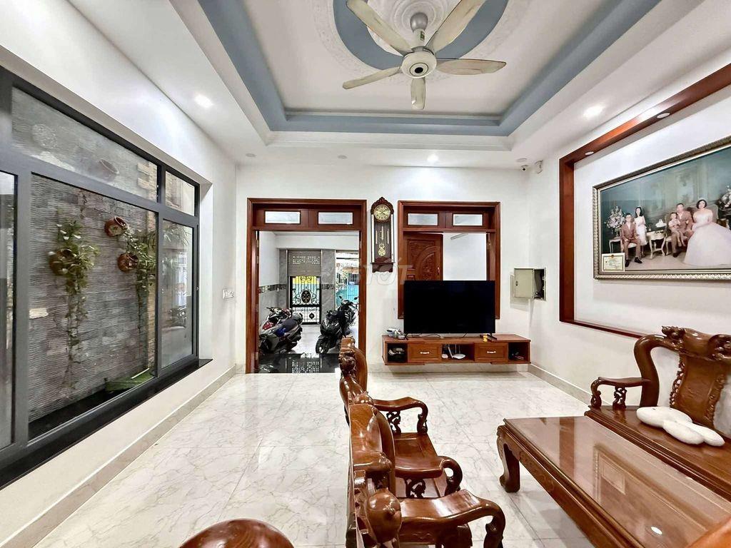 Nhà Phố 6m x 20m. 3 Tầng Thang Máy Đường Trương Thị Hoa ( Ngay Metro)