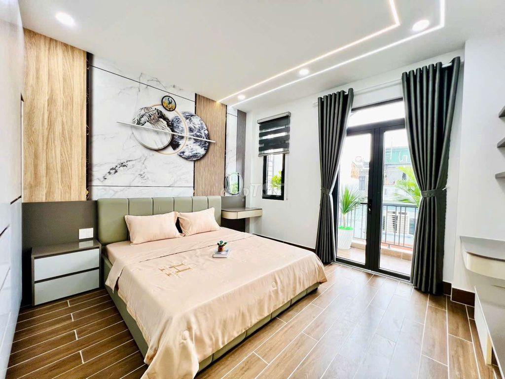 Nhà Phố 4,2m x 20m. 4 Tầng Thang Máy MT Hẻm KD 973/ Nguyễn Ảnh Thủ