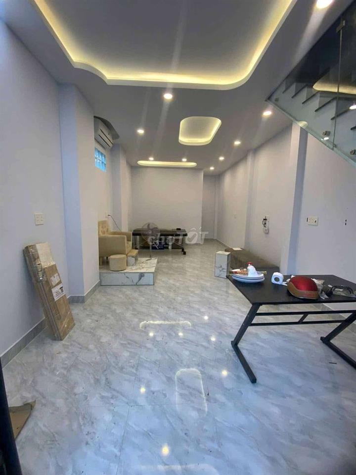 Giá tốt Nhà Phố 4m x 15m. 3 Tầng 1/ Nguyễn Thị Kiểu. Ngay ST Metro