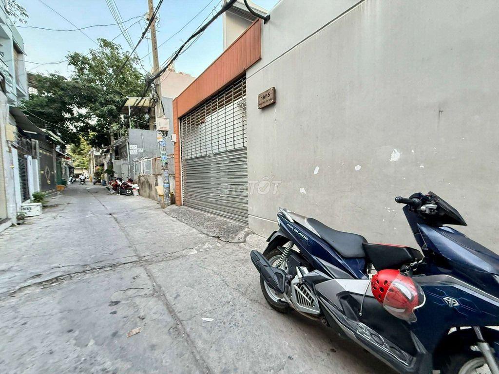 Giá tốt Nhà Phố 4m x 15m. 3 Tầng 1/ Nguyễn Thị Kiểu. Ngay ST Metro