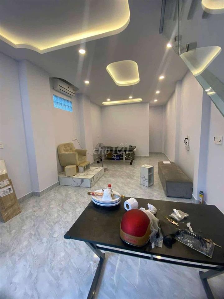 Giá tốt Nhà Phố 4m x 15m. 3 Tầng 1/ Nguyễn Thị Kiểu. Ngay ST Metro