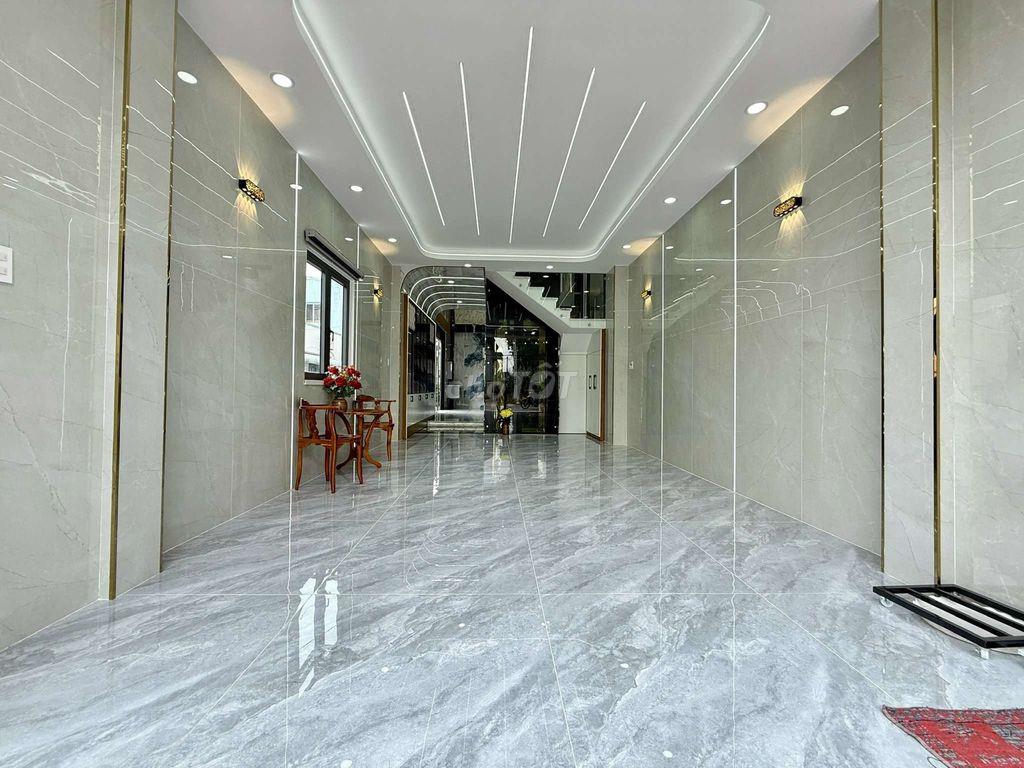 Nhỉnh 8 tỷ Siêu Phẩm 4 Tầng Thang Máy Căn Góc 2MT Đ. Cầu Ba Phụ
