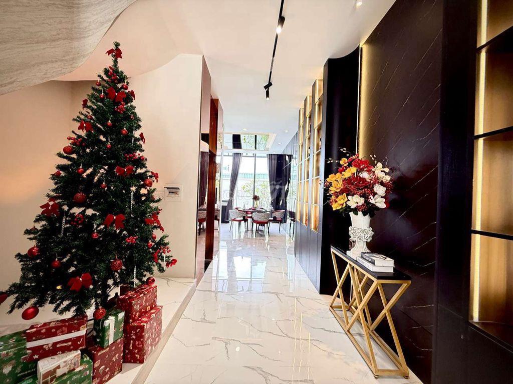 Cặp Siêu Phẩm 4m x 26m. TK Độc Bản Có Thang Máy. PN master Tô Ngọc Vân