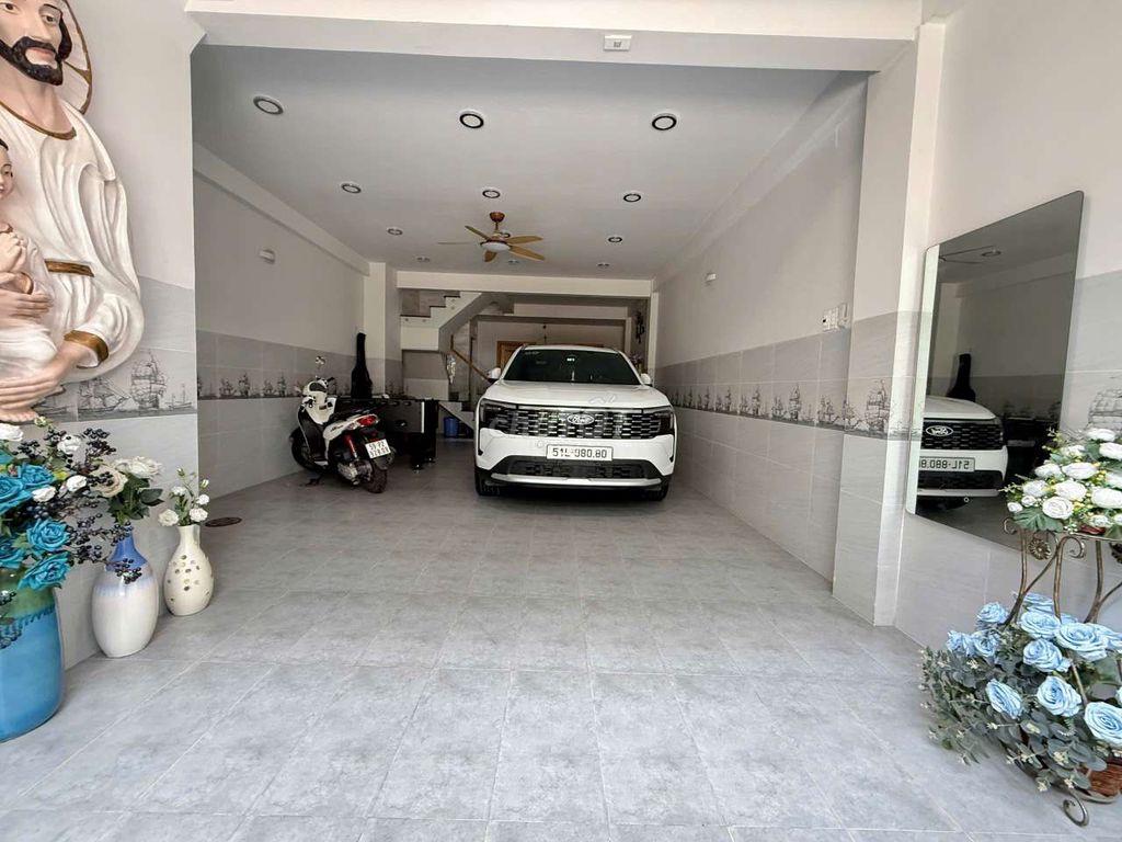 Siêu Phẩm 5m x 17m. Xây bán hầm 3 Lầu Ngay Bia Tiger 1/ Hiệp Thành 35