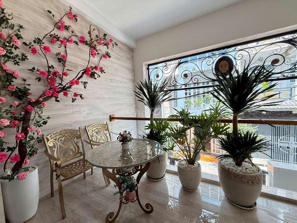 Siêu Phẩm 5m x 17m. Xây bán hầm 3 Lầu Ngay Bia Tiger 1/ Hiệp Thành 35
