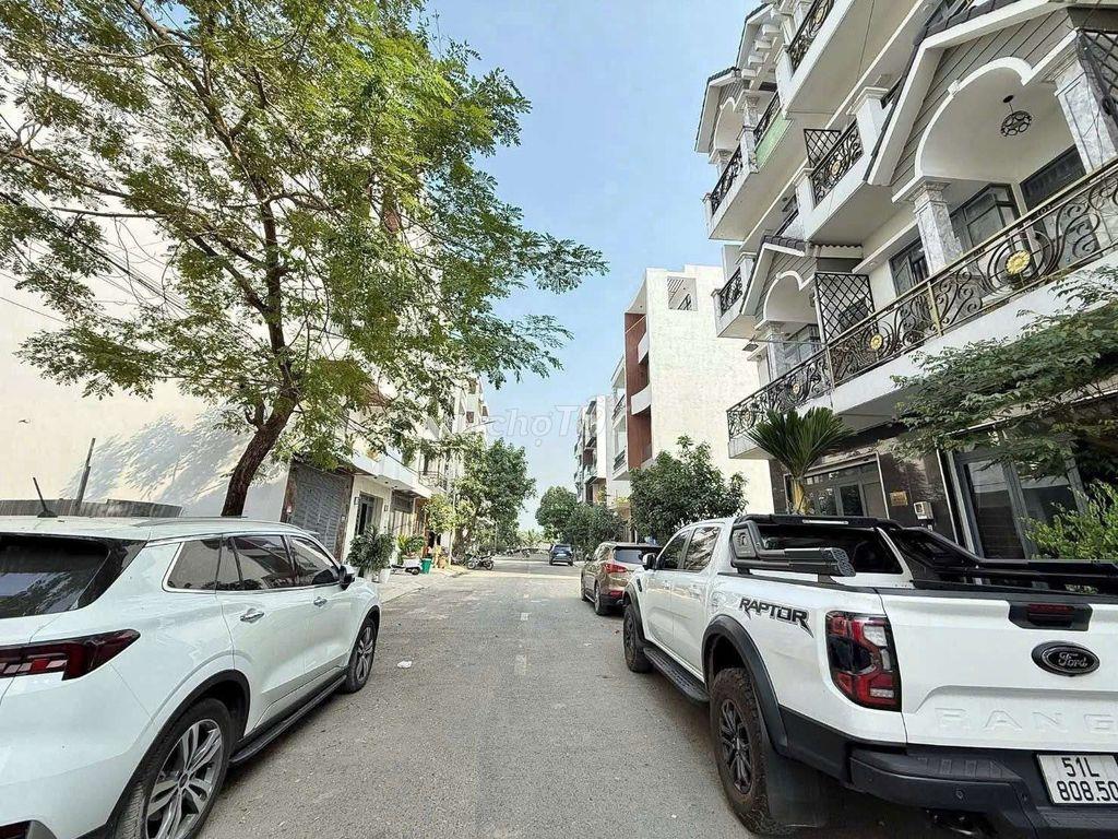 Nhà Phố 4 Tầng Ngang 4,5m Khu VIP Hẻm nhựa 13m Đường Lê Thị Riêng