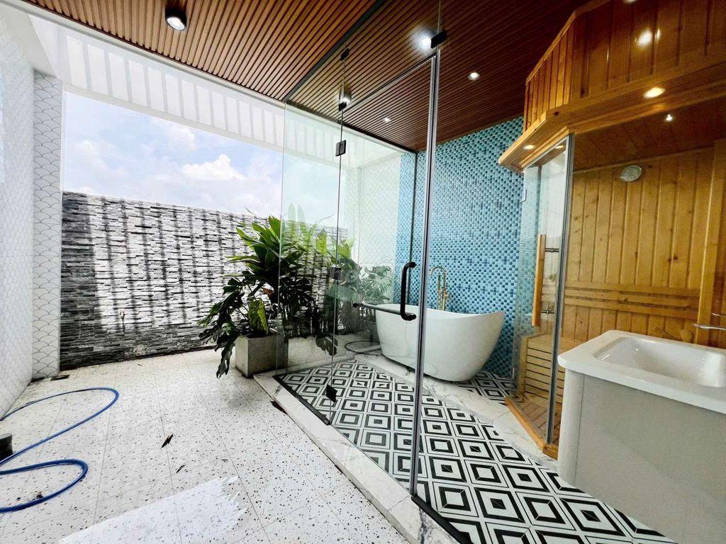 Xã lỗ bán gấp Siêu Phẩm 4 tầng đẹp mê 1/ Hẻm nhựa 8M Thạnh Xuân 25