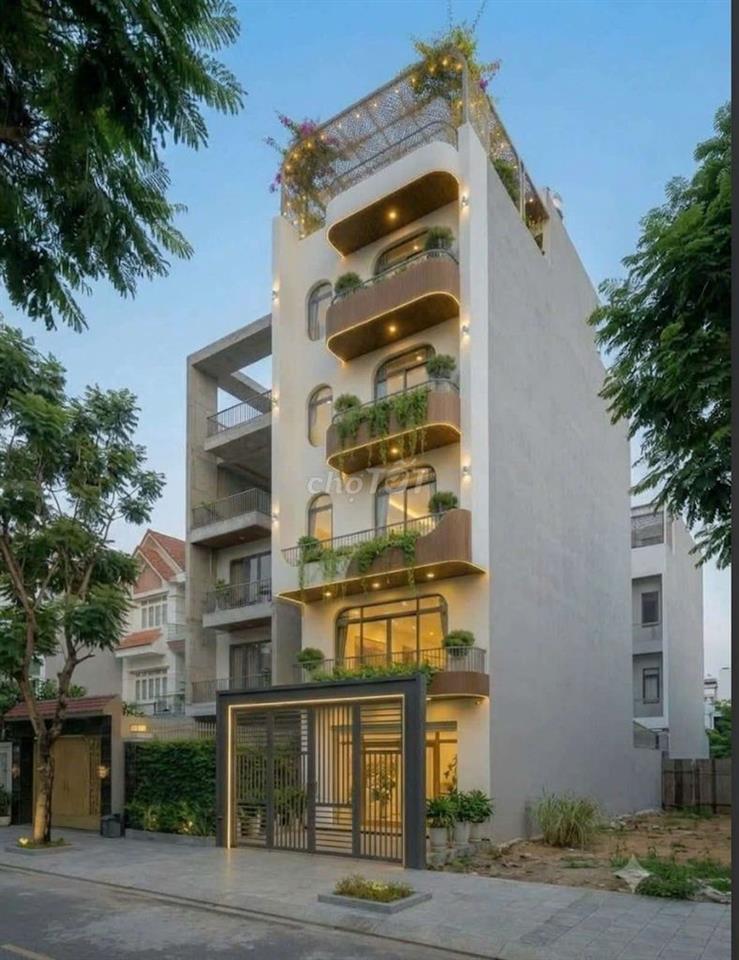 Siêu Phẩm 5m x 25m. 5 Tầng Thang Máy Trục Chính kDC Hà Đô Lê Thị Riêng