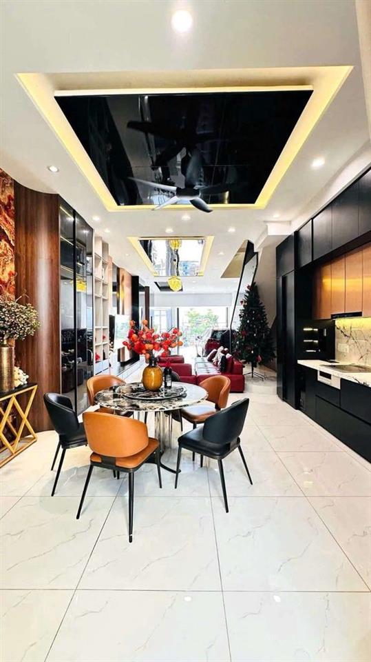 Siêu Phẩm 5m x 18m. 3 Tầng Có PN Master Hẻm 6M Thạnh Xuân 25