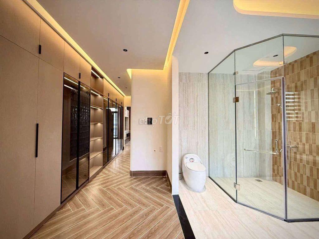 Nhà 5m x 25m. 6 Tầng Thang Máy đẹp mê 1/ Ngắn Lê Văn Khương