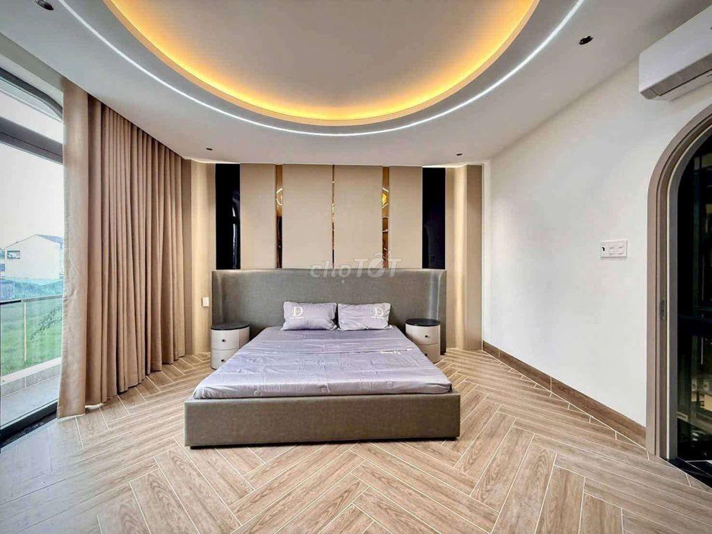 Nhà 5m x 25m. 6 Tầng Thang Máy đẹp mê 1/ Ngắn Lê Văn Khương