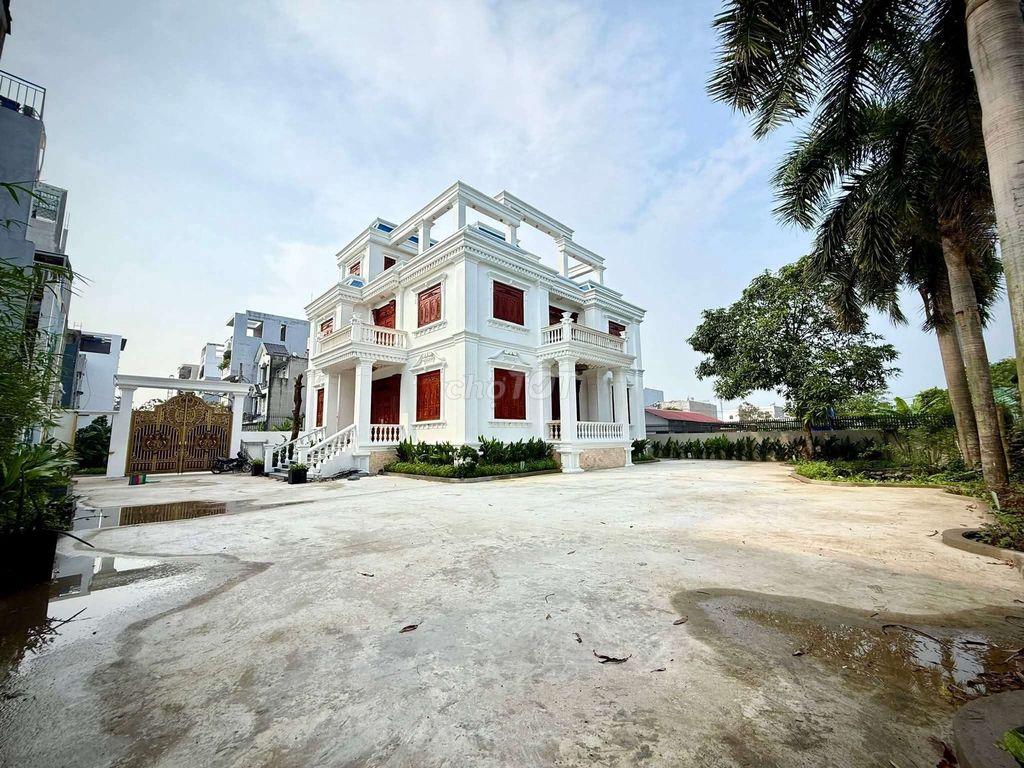 Biệt thự Khủng gần 800m2 3 Tầng Đẳng cấp Gần Ngã Tư Ga
