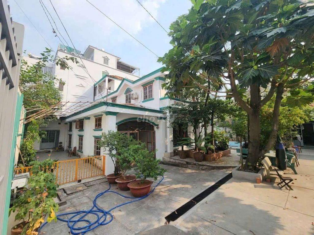 Biệt thự khủng 1090m2 thổ cư Ngang 42m Đường Nguyễn Văn Quá