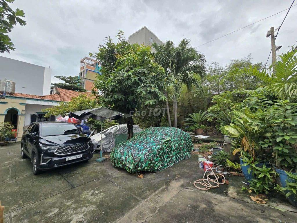 Biệt thự khủng 1090m2 thổ cư Ngang 42m Đường Nguyễn Văn Quá
