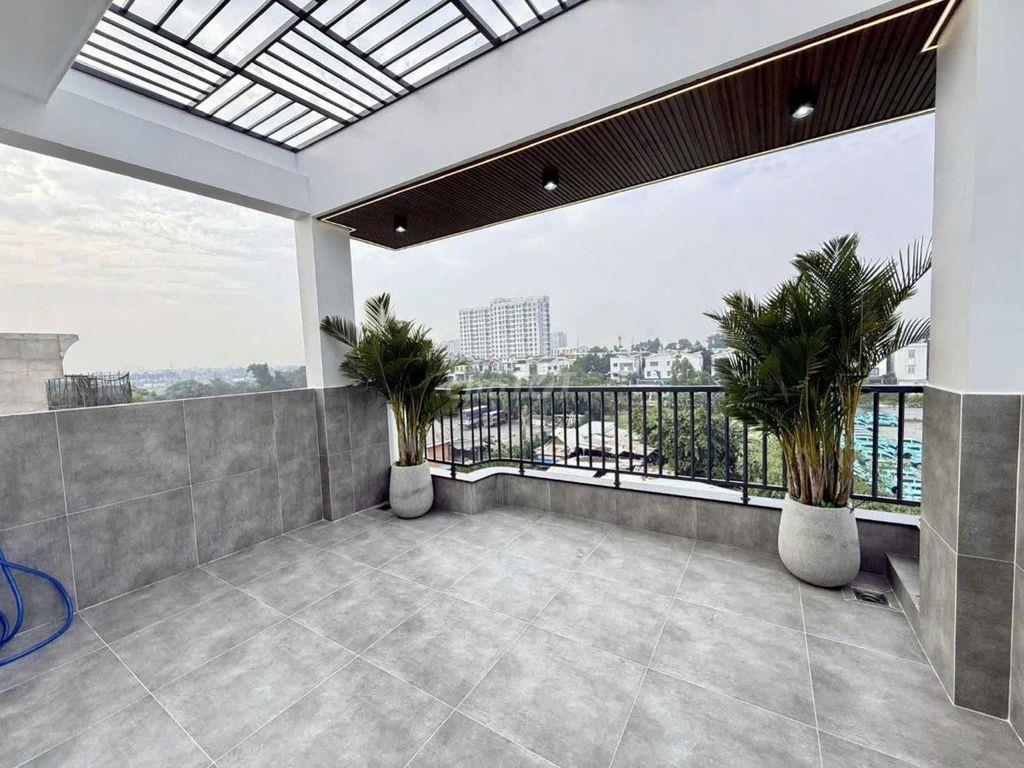 Siêu Phẩm 4,5m Ngang. 4 Tầng Ô Thang Máy Ngay KDC Hà Đô 1/Lê Thị Riêng