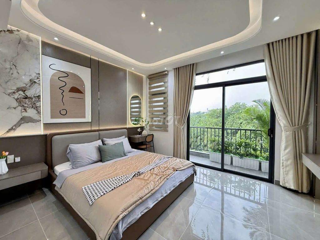 Siêu Phẩm 4,5m Ngang. 4 Tầng Ô Thang Máy Ngay KDC Hà Đô 1/Lê Thị Riêng