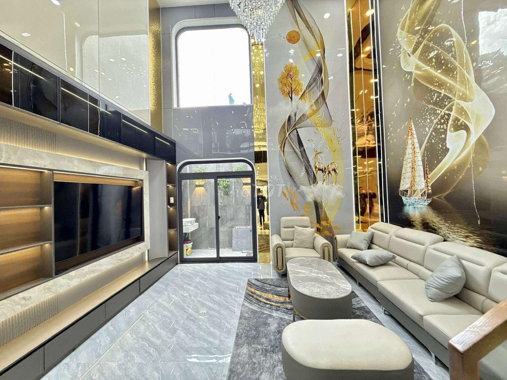 Siêu Phẩm Ngang gần 5M. Hẻm 10m Khu VIP Thạnh Lộc 13. Ngay Ngã tư ga