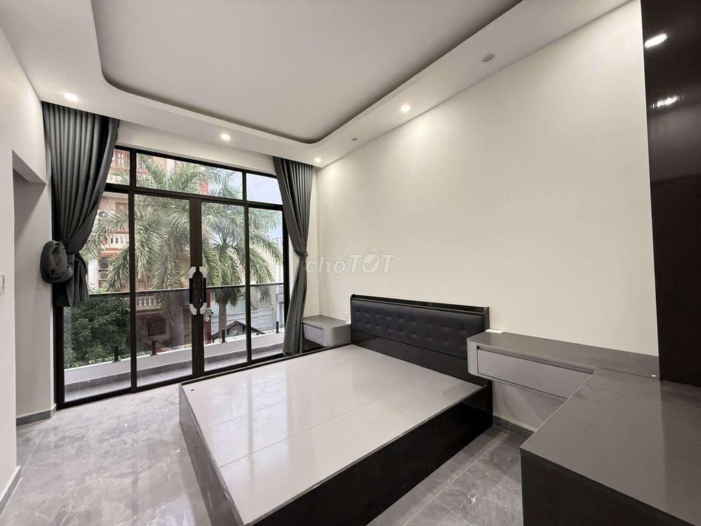 Siêu Phẩm 5m x 22m.4 Tầng Thang Máy Góc 2MT Kinh doanh 1/Lê Văn Khương