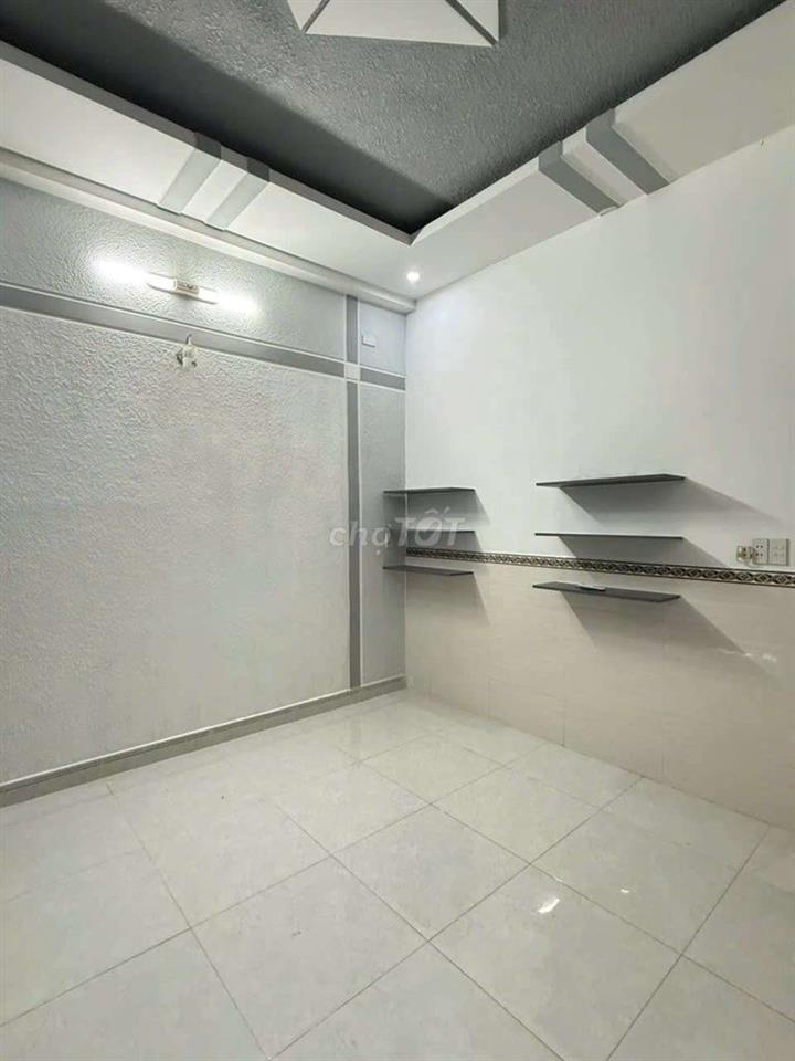 Nhà Phố 3 Lầu 1/ Ngắn Hẻm 9m Khu VIP Trương Thị Hoa ( TTH07)
