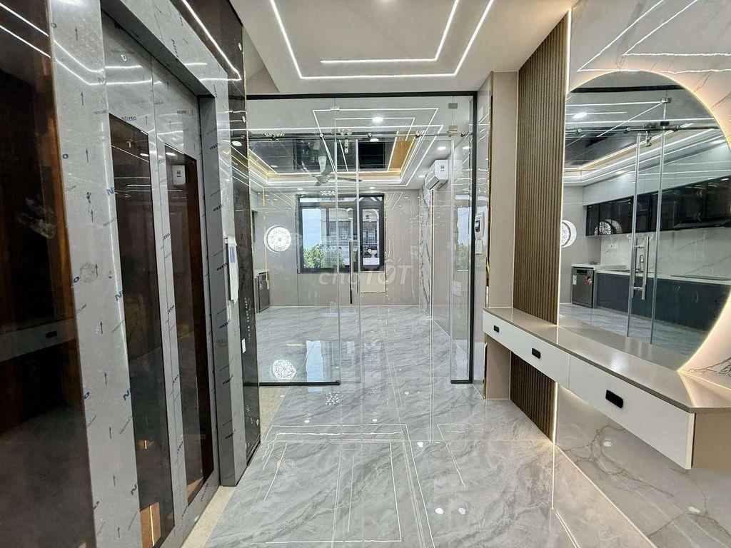 Siêu Phẩm Ngang 4,5m Xây 4 Tầng Thang Máy Hẻm 13m Khu VIP Lê Thị Riêng