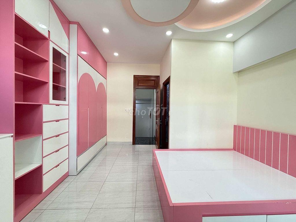 Nhỉnh 7 tỷ Nhà Phố Xây ở 4 tầng Hẻm rộng 14m Khu VIP Lê Thị Riêng