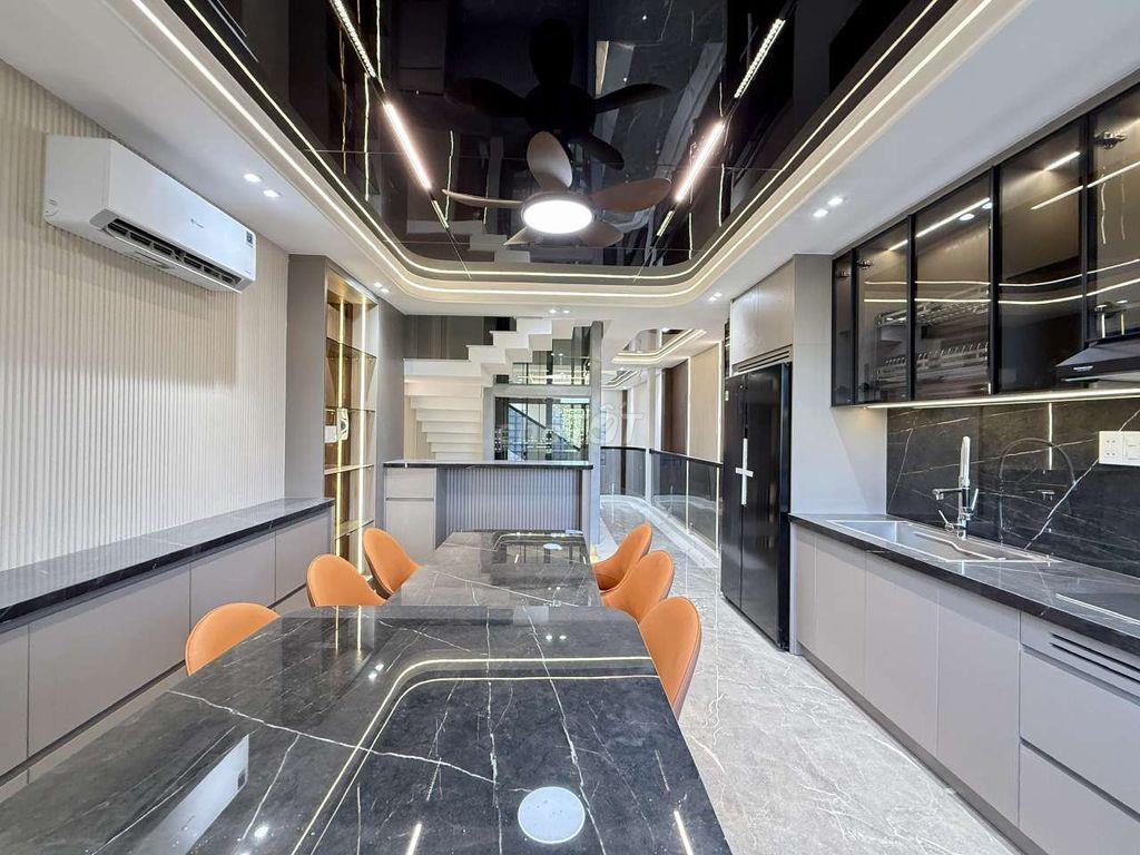 Siêu Phẩm 4m x 30m. 4 Tầng Thang Máy Hẻm rộng 13M Đ. Nguyễn Ảnh Thủ