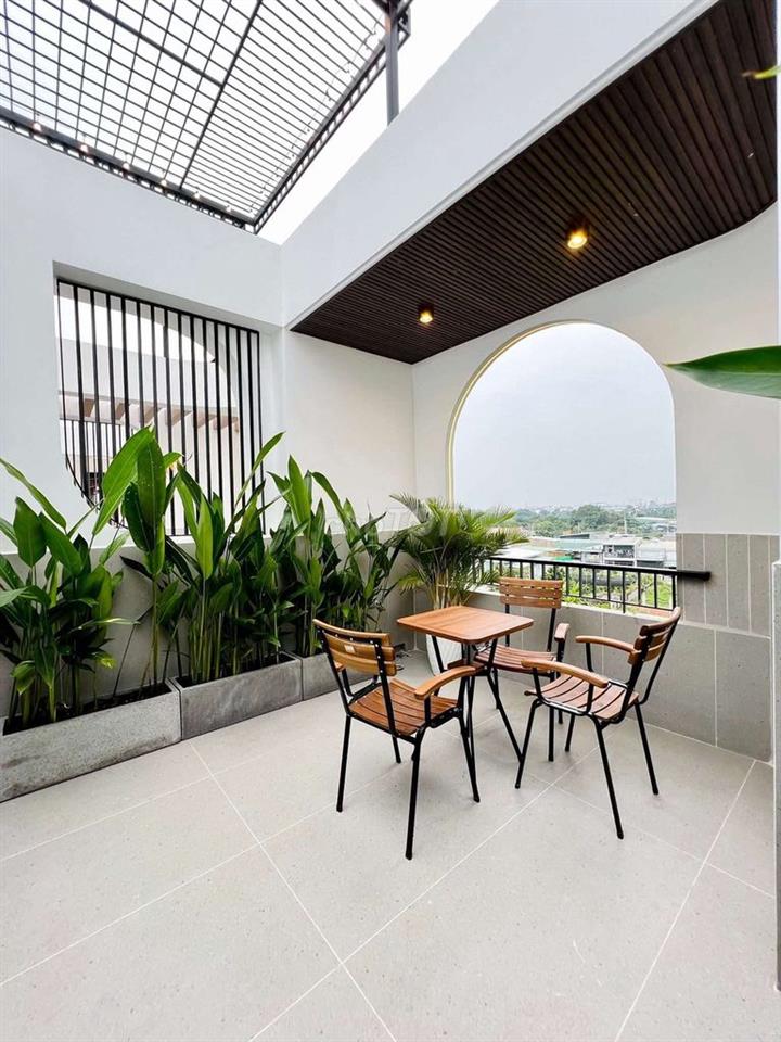 Siêu Phẩm 4,4m x 18m. 5 Tầng Có Thang Máy MT kênh 1/ Thạnh Xuân 25