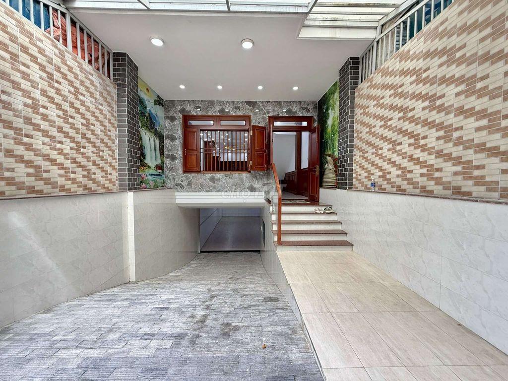 Nhà Phố 5m x 18m. 1 Hầm 3 Lầu KDC Hiệp Thành city