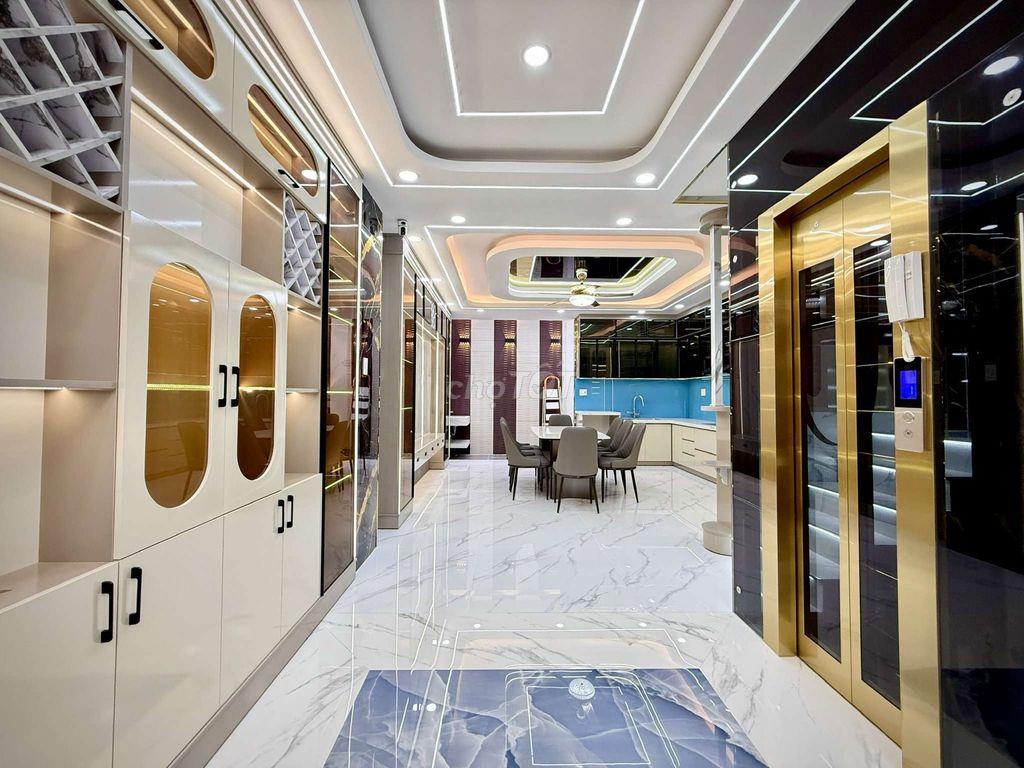 Nhà 5m x 15m. 4 Tầng Có Thang Máy Đường Lê Thị Riêng