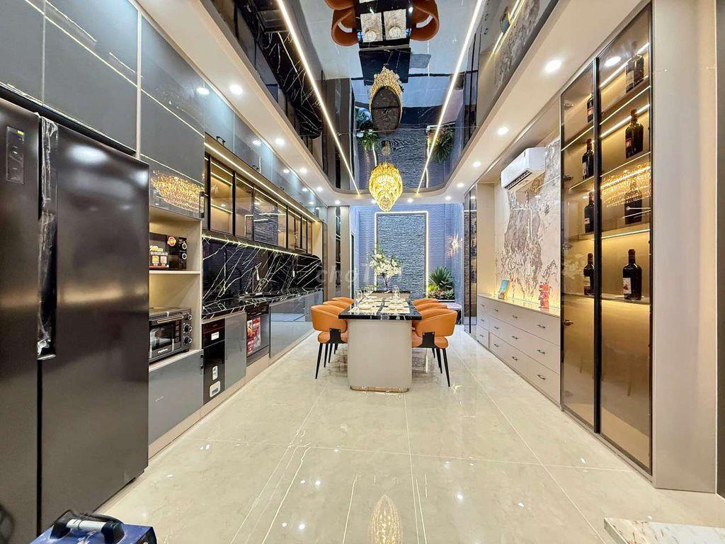 Siêu phẩm Duplex đẳng cấp Thang Máy 1/ Hẻm 8m Thông Lê Văn Khương