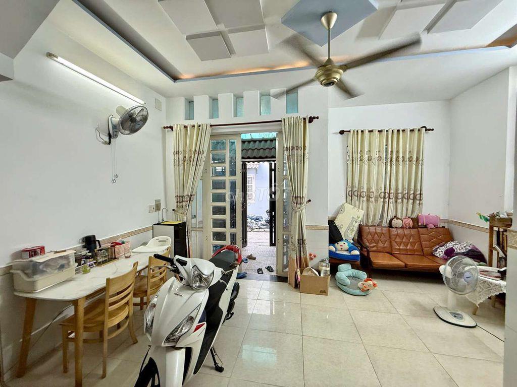 Nhà Phố SHR Đúc 3 Lầu Hẻm xe hơi Nguyễn Thị Kiểu. Sát Gò Vấp