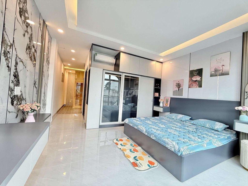 Nhỉnh 5 tỷ Siêu phẩm đẹp mê 1/ Hẻm 8m Nguyễn Ảnh Thủ